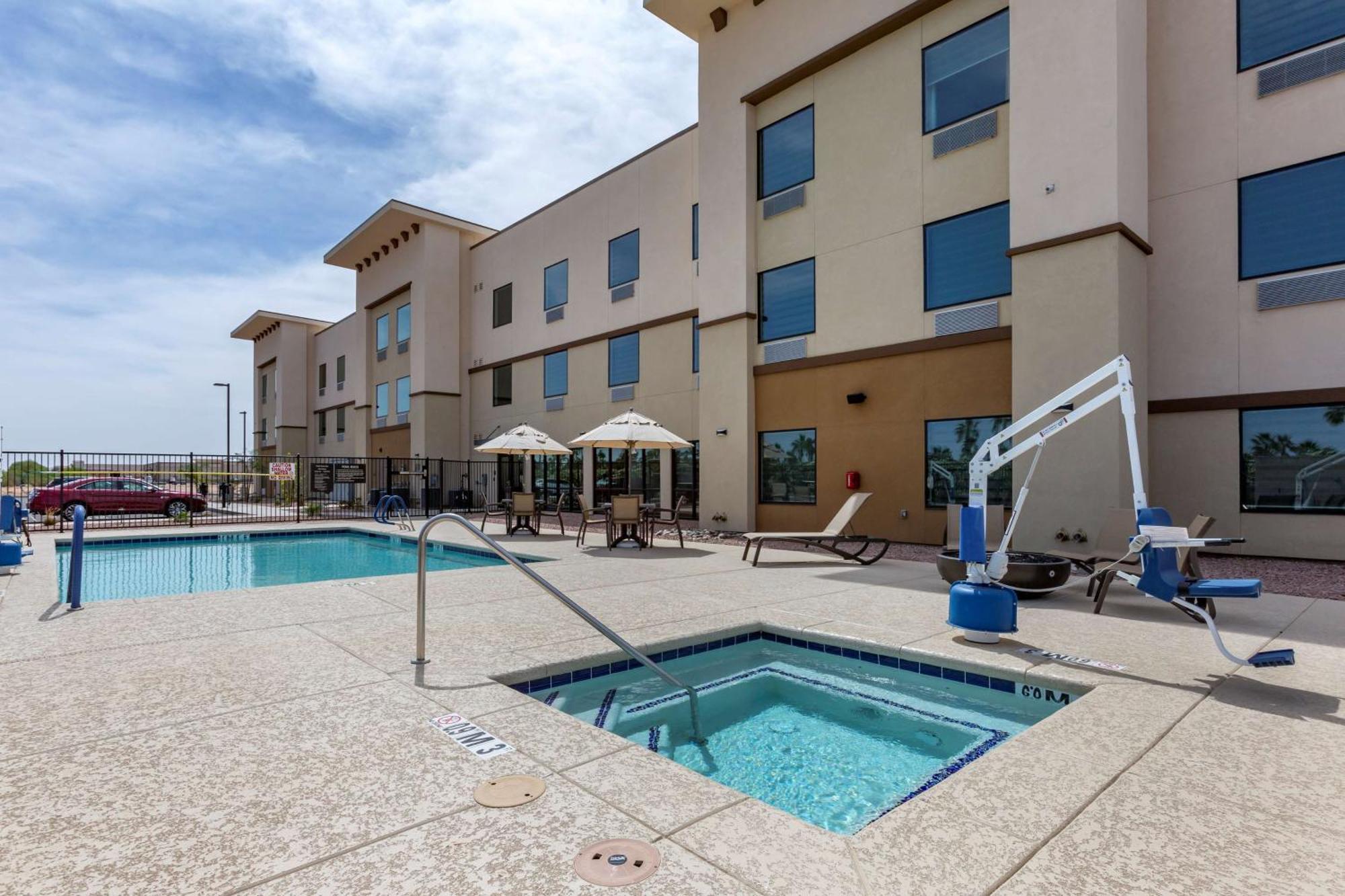 Best Western Plus Casa Grande Inn & Suites Eksteriør billede